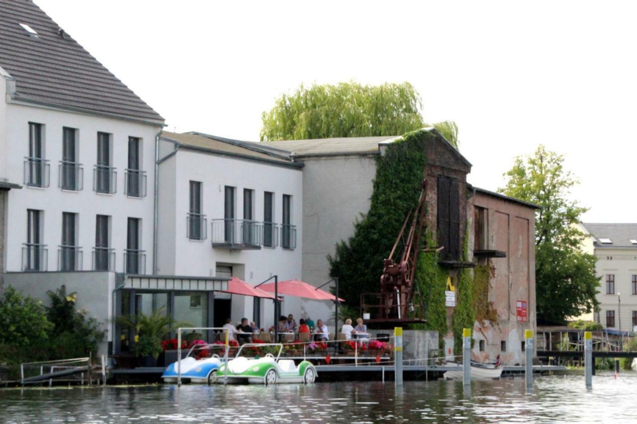 Ferienwohnung Am Pfaffe-Kai Brandenburg  Exteriör bild
